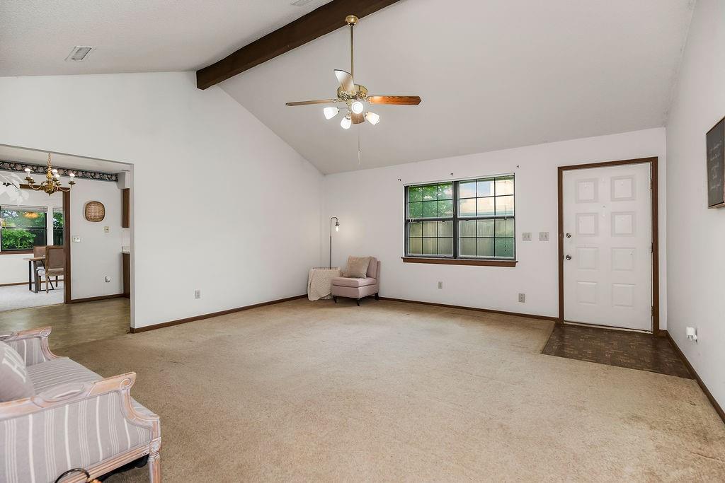 Photo 7 of 413 Sherwood Drive