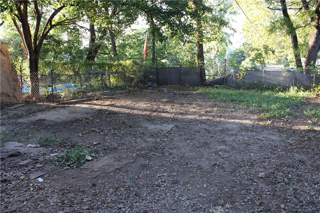 Photo 4 of 1044 Barnett Avenue