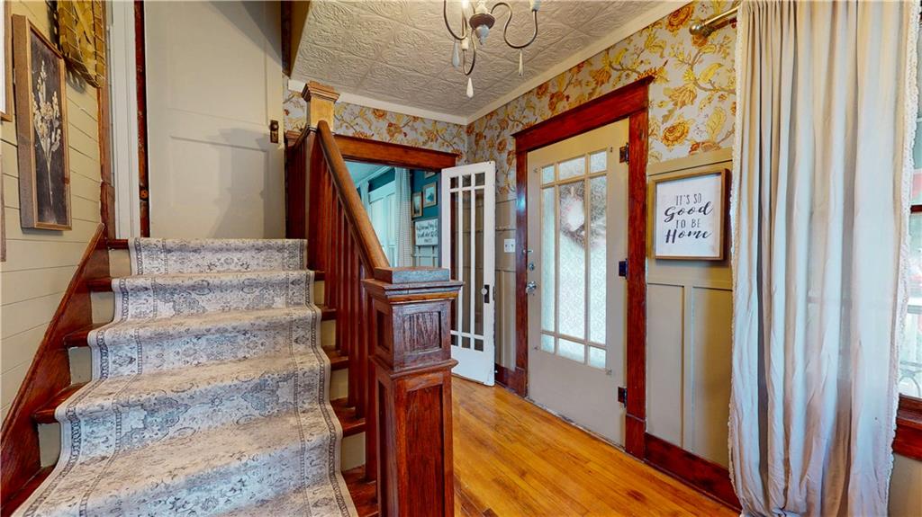 Photo 5 of 206 S 1st Street