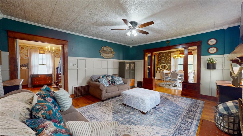 Photo 6 of 206 S 1st Street