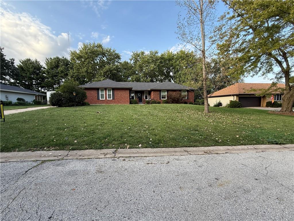 Photo 2 of 3515 Emerald Lane