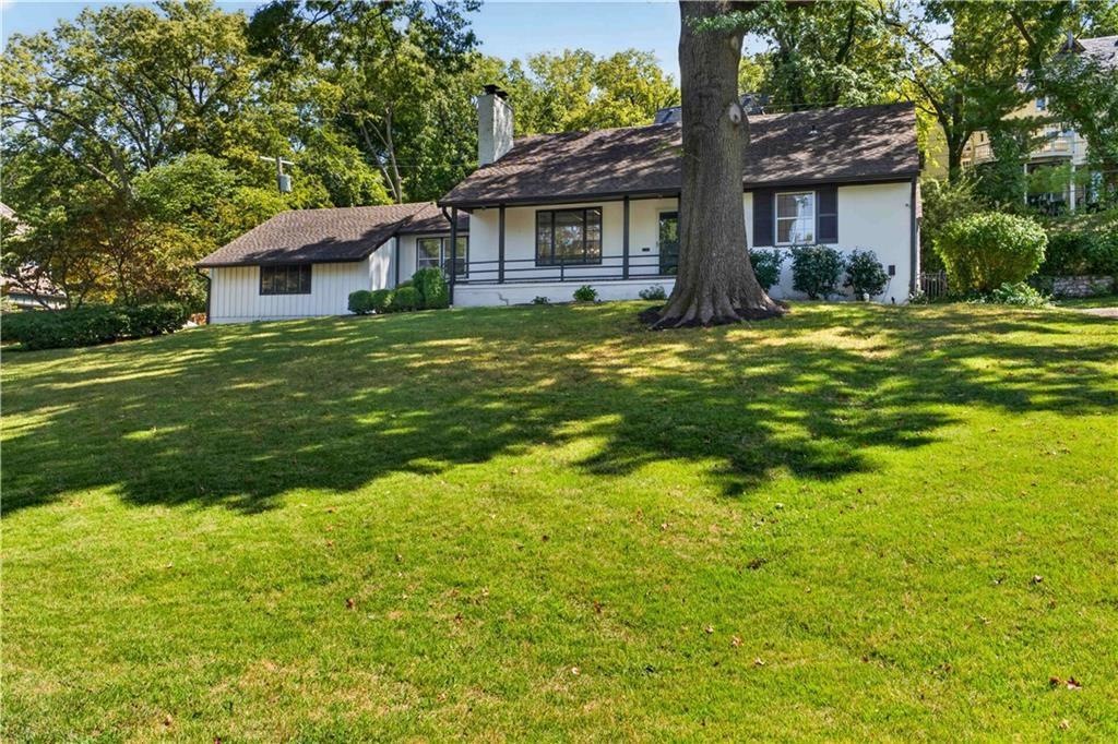Photo 5 of 5115 Ward Parkway