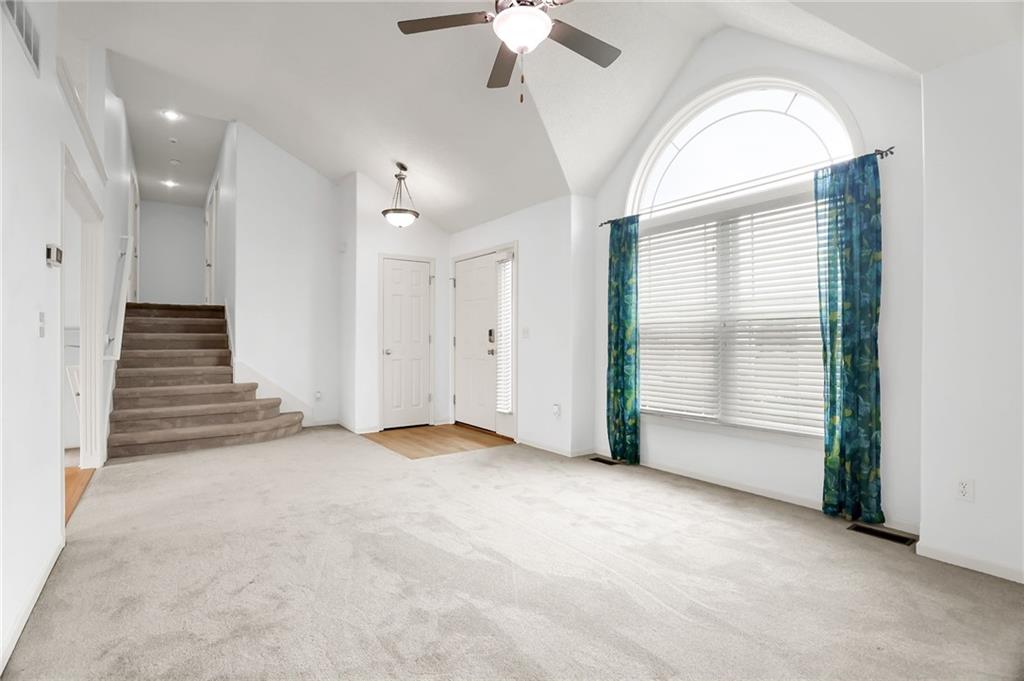 Photo 5 of 9015 N Essex Drive