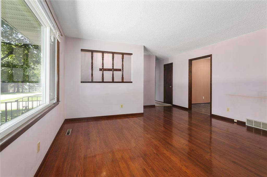 Photo 5 of 2904 Cheyenne Circle
