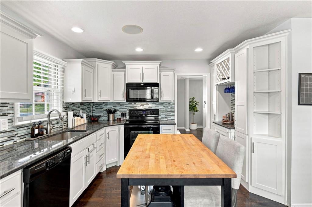 Photo 7 of 12021 W 100TH Street