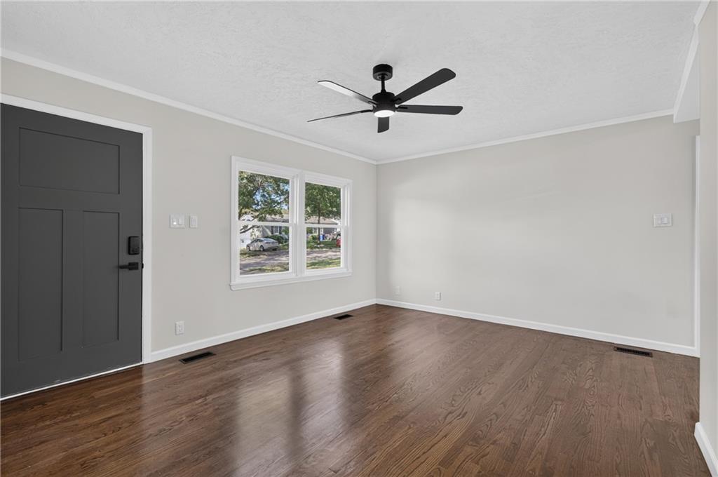 Photo 7 of 6303 E 153rd Street