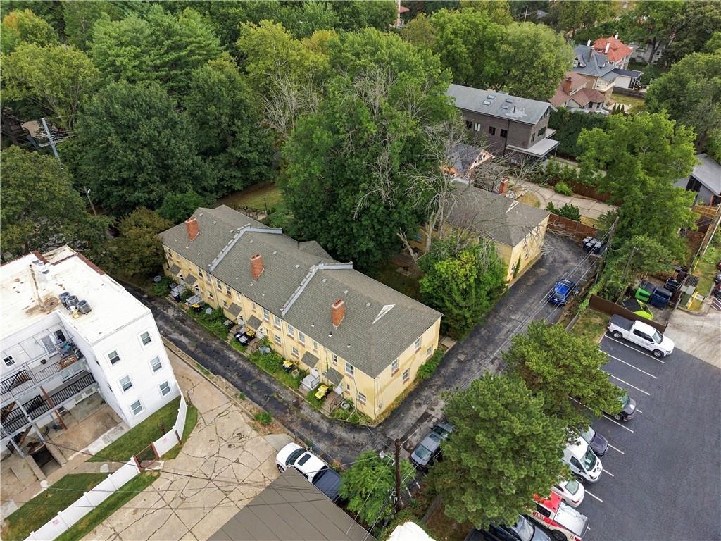 Photo 5 of 1005 W 38th Street