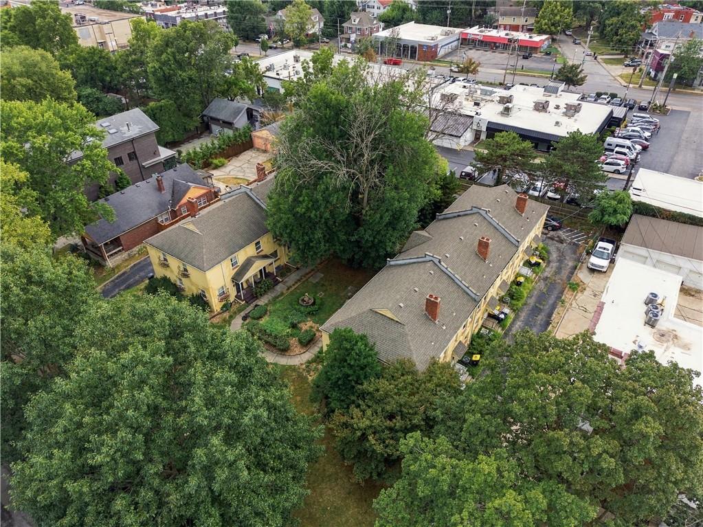 Photo 6 of 1005 W 38th Street