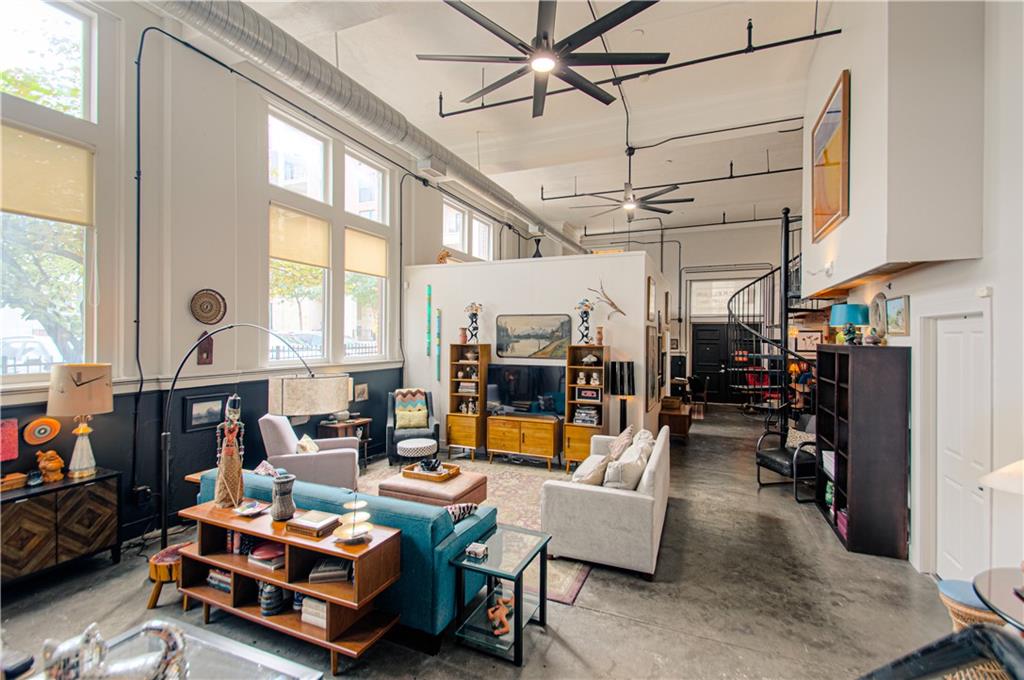 Photo 3 of 523 Grand #1D Boulevard #1D