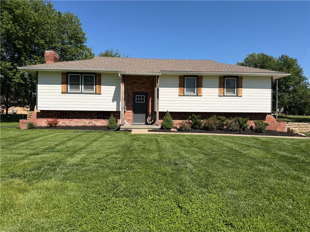 Photo of 3609 N 154th Terrace