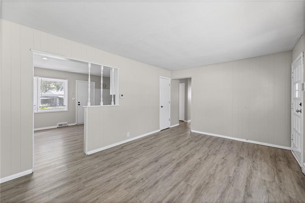 Photo 6 of 11305 Crystal Avenue