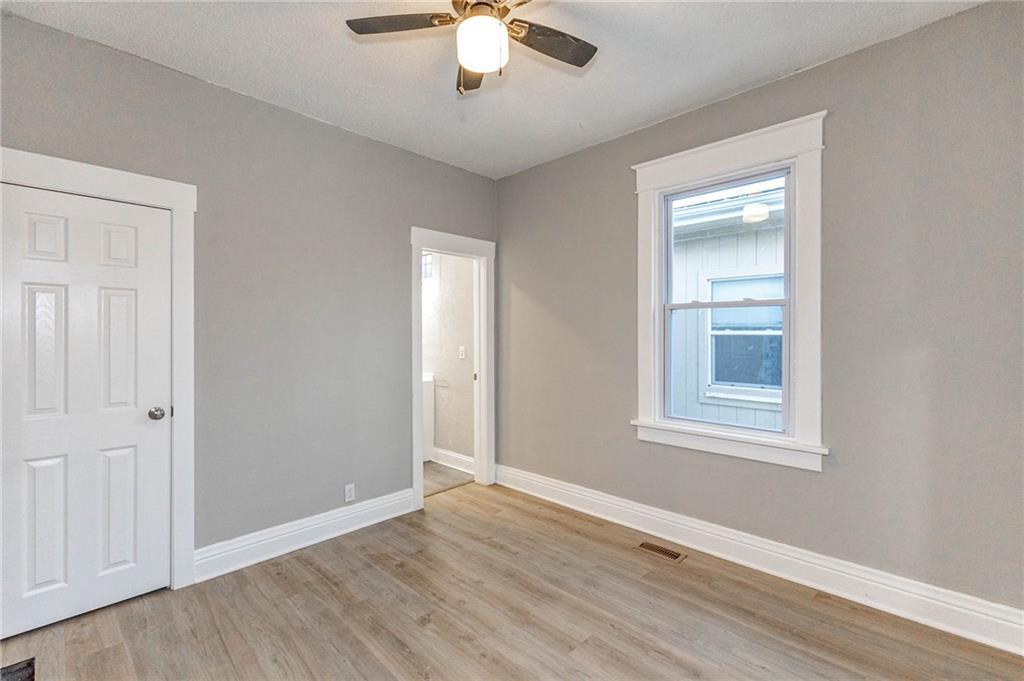 Photo 7 of 5809 Saint John Avenue