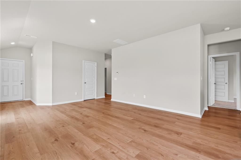 Photo 6 of 20360 W 195th Street