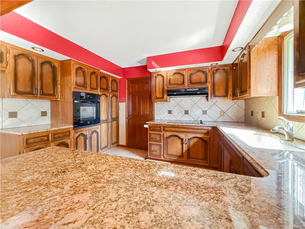 Photo 6 of 1113 Elm Street