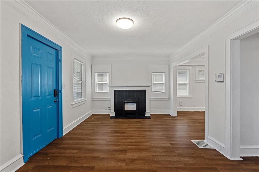 Photo 3 of 3310 Askew Avenue