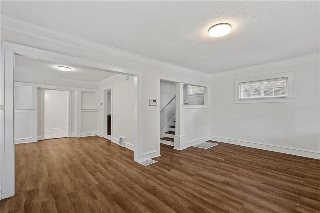 Photo 6 of 3310 Askew Avenue