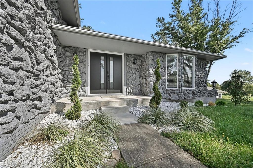 Photo 4 of 12223 Hills Road