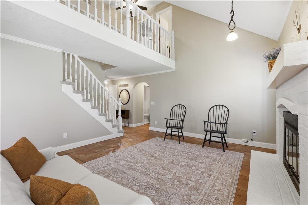 Photo 6 of 528 NE Bordner Drive