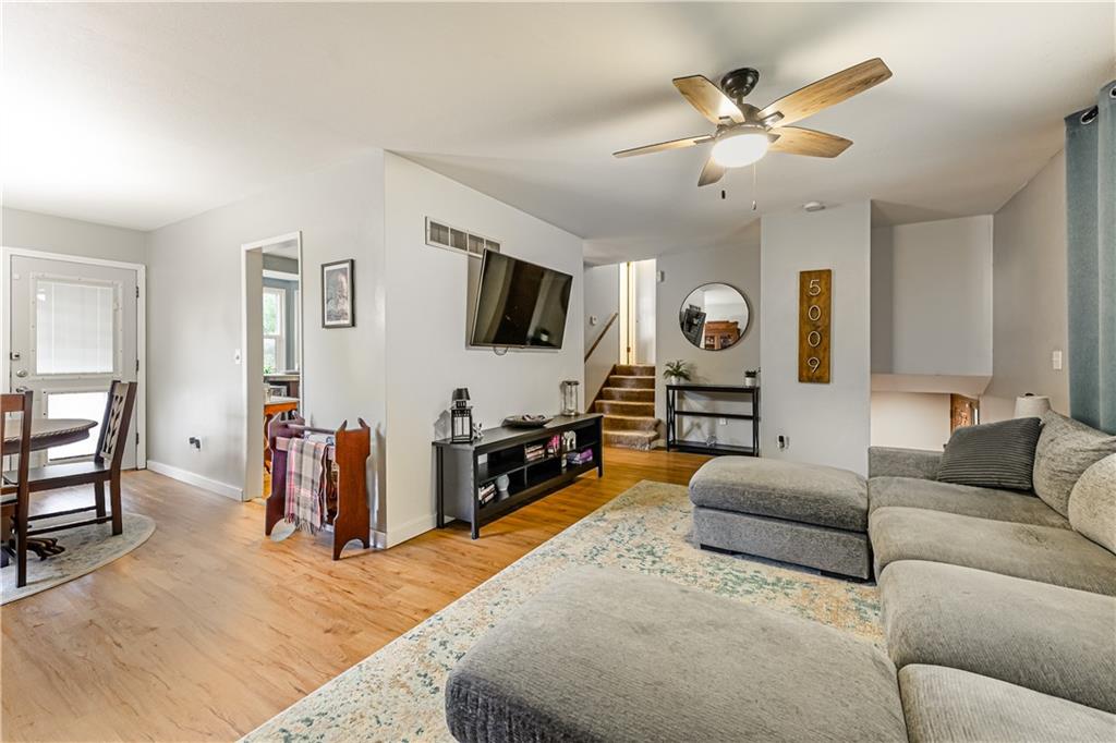 Photo 5 of 5009 NE 57th Terrace