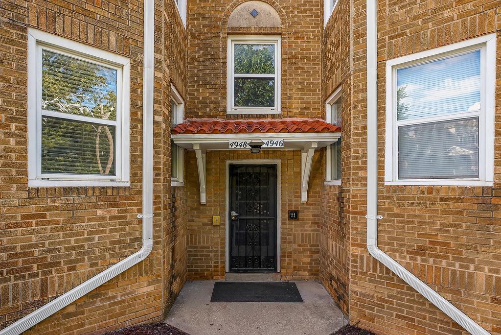 Photo 3 of 4948 Walnut Street #1S