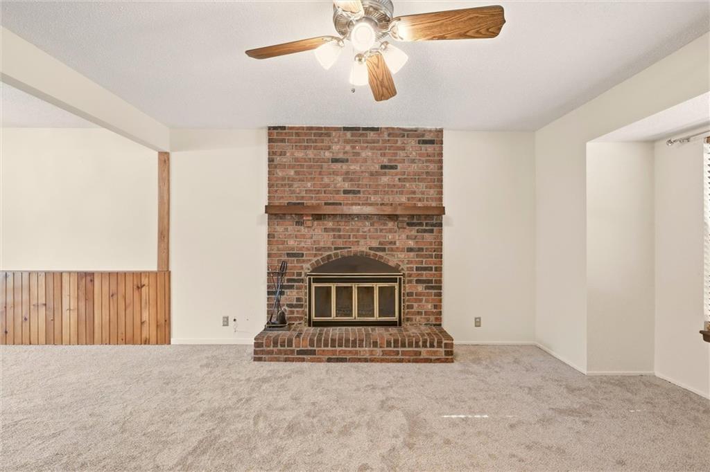 Photo 5 of 16612 W 125th Street