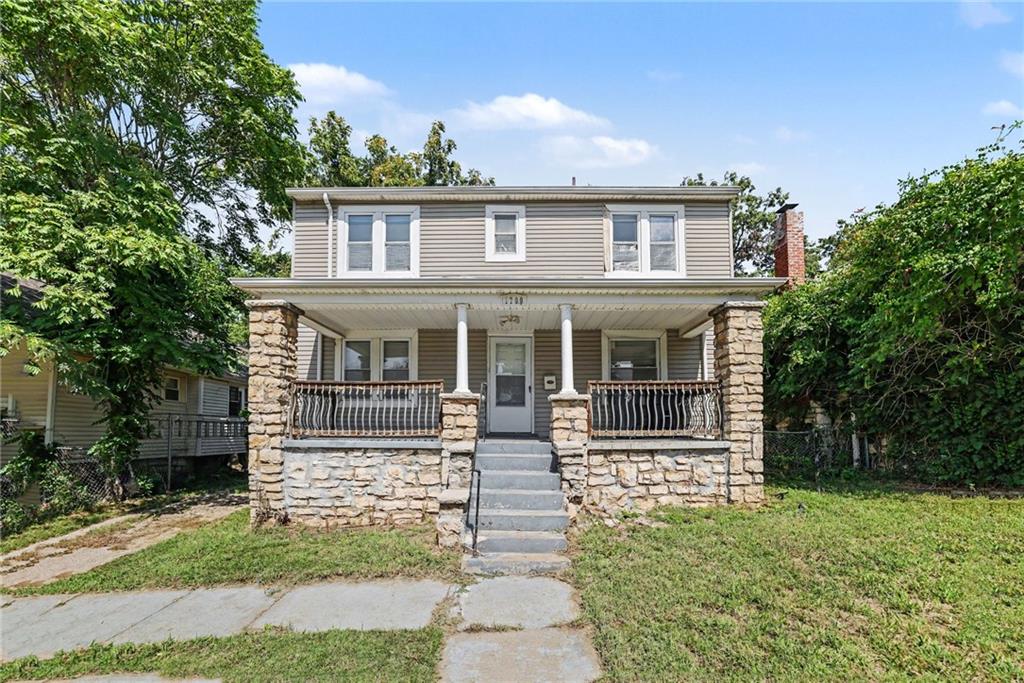 Photo of 1700 E 51ST Street