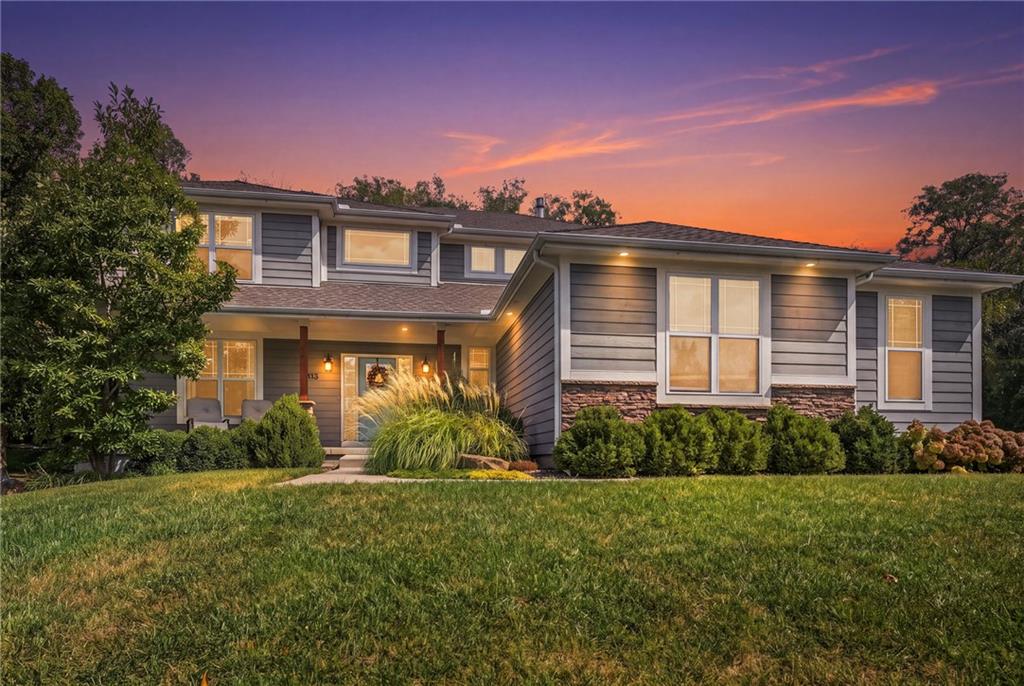 Photo of 433 N Winnebago Drive