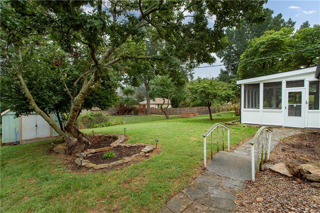 Photo 5 of 113 Claremont Street