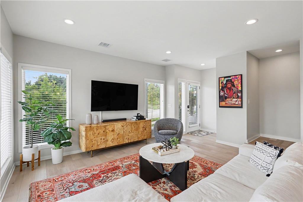 Photo 5 of 1338 E 23rd Street