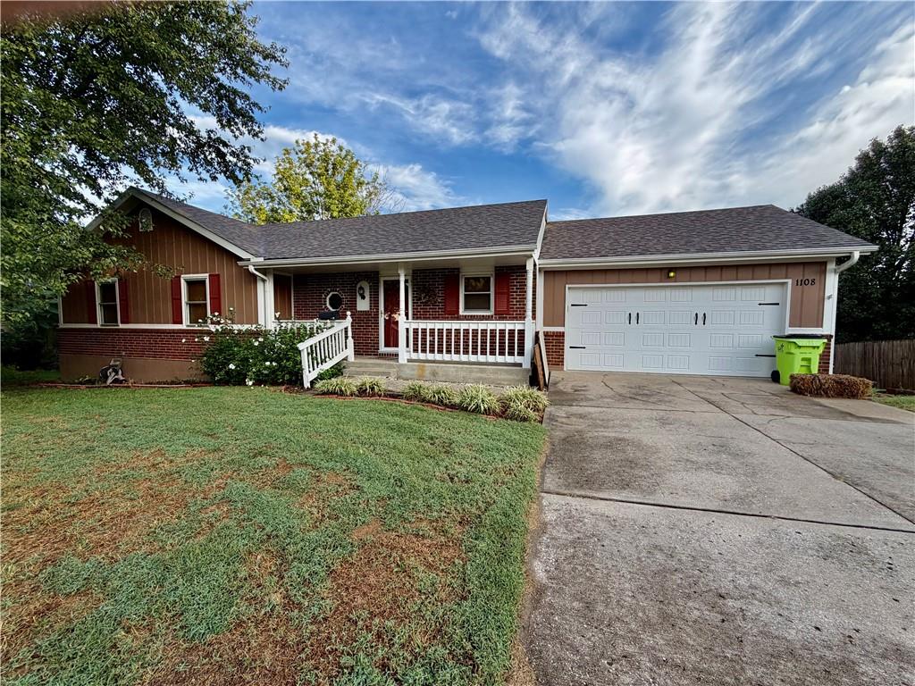 Photo of 1108 Ash Street in Harrisonville, MO