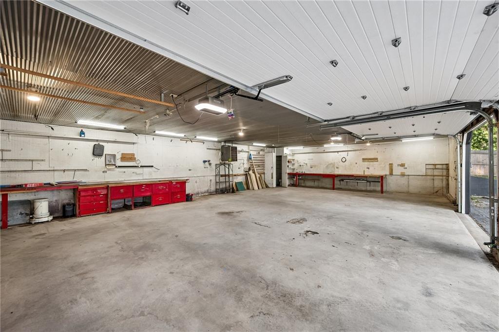 Photo 5 of 14601 E 39th Street S