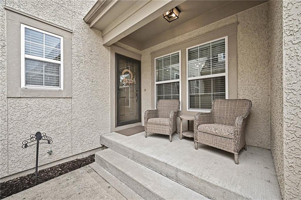 Photo 2 of 2118 NE 107th Terrace