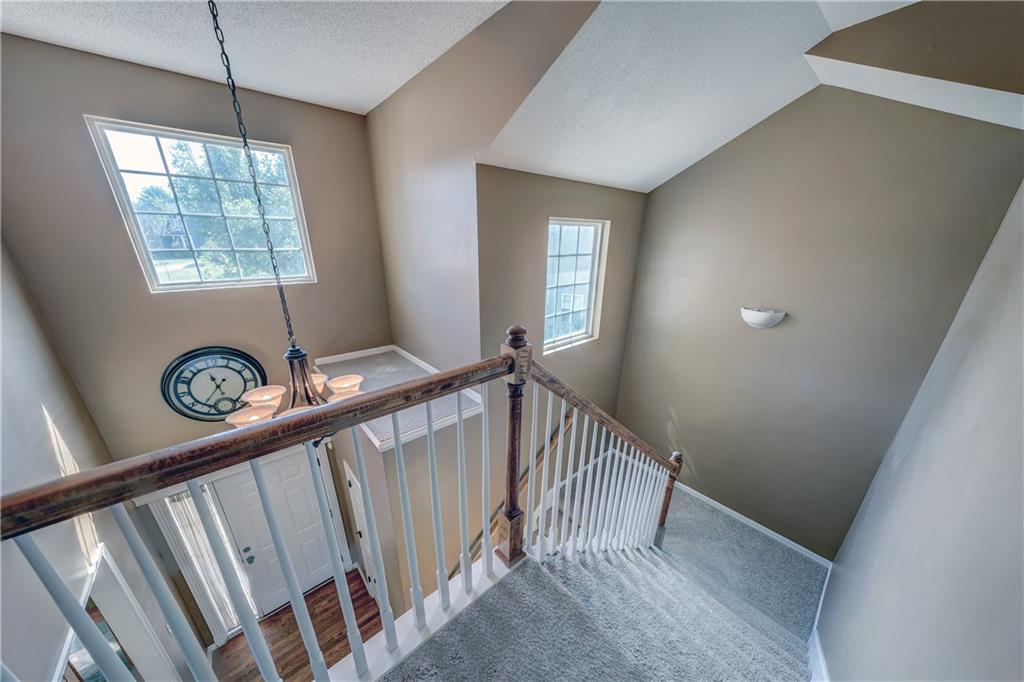 Photo 6 of 866 N Maple Street