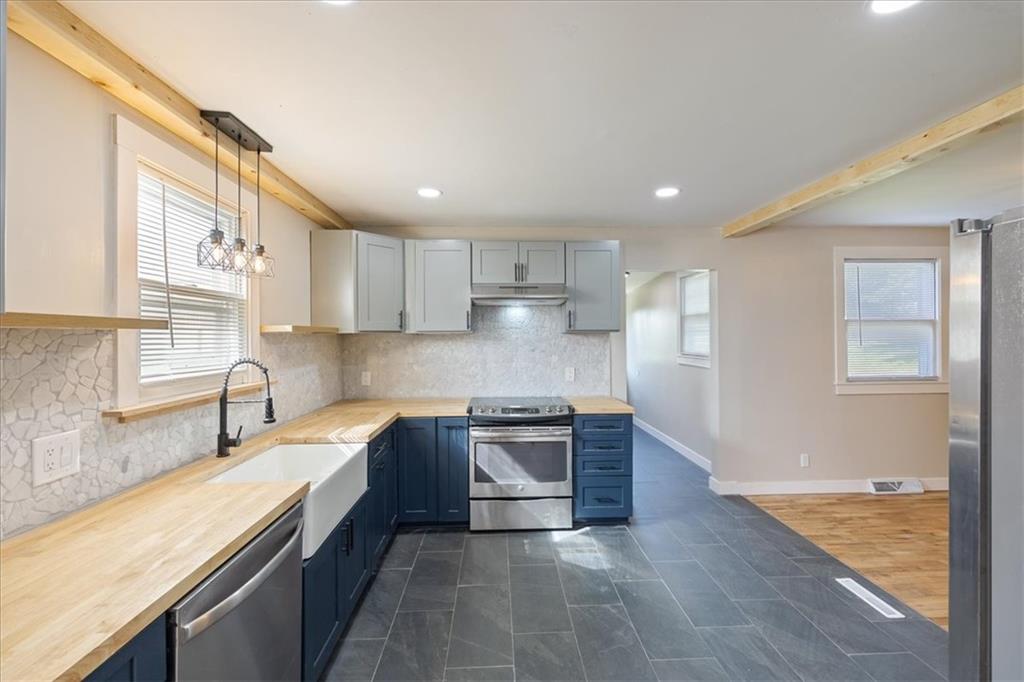 Photo 5 of 108 W 20th Street