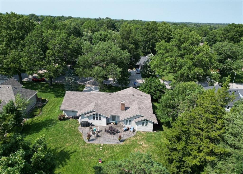 Photo 5 of 12730 Overbrook Road