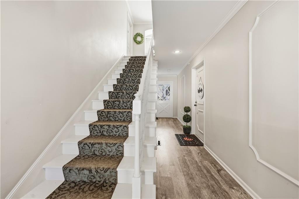 Photo 2 of 8705 Riggs Lane