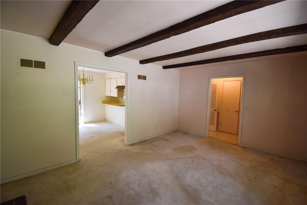 Photo 4 of 7301 W 89th Street