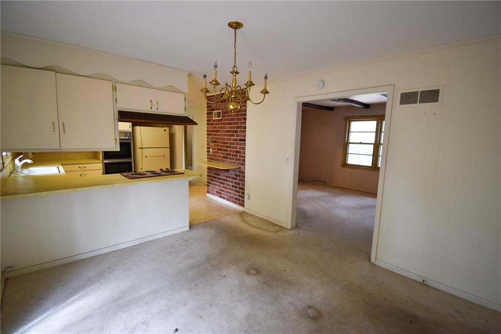 Photo 6 of 7301 W 89th Street