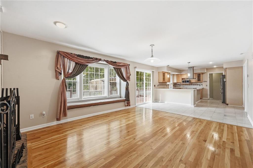 Photo 5 of 5528 NW Verlin Drive
