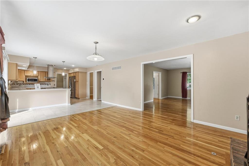 Photo 6 of 5528 NW Verlin Drive