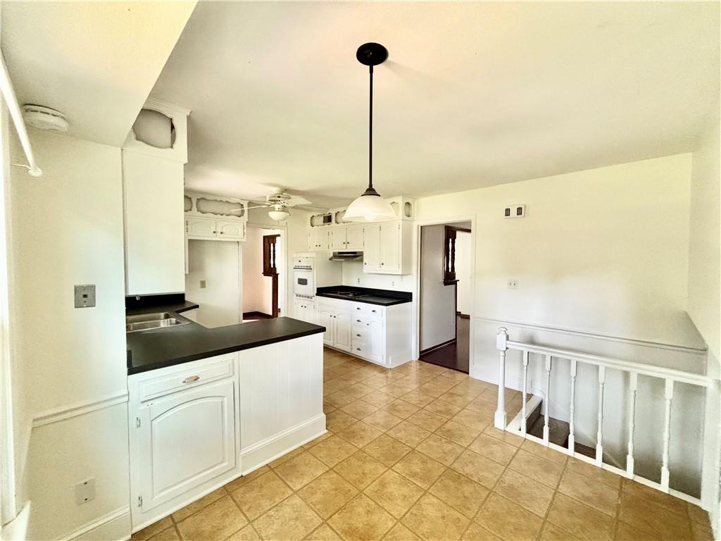 Photo 6 of 207 SE CLAREMONT Street
