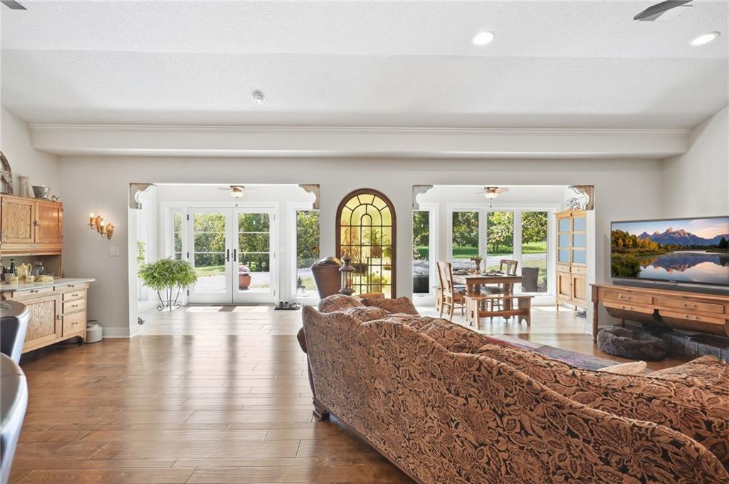 Photo 6 of 23805 S Scottsdale Drive