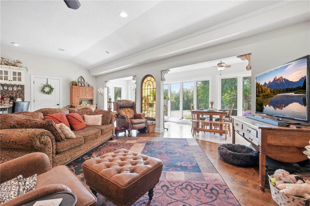 Photo 7 of 23805 S Scottsdale Drive