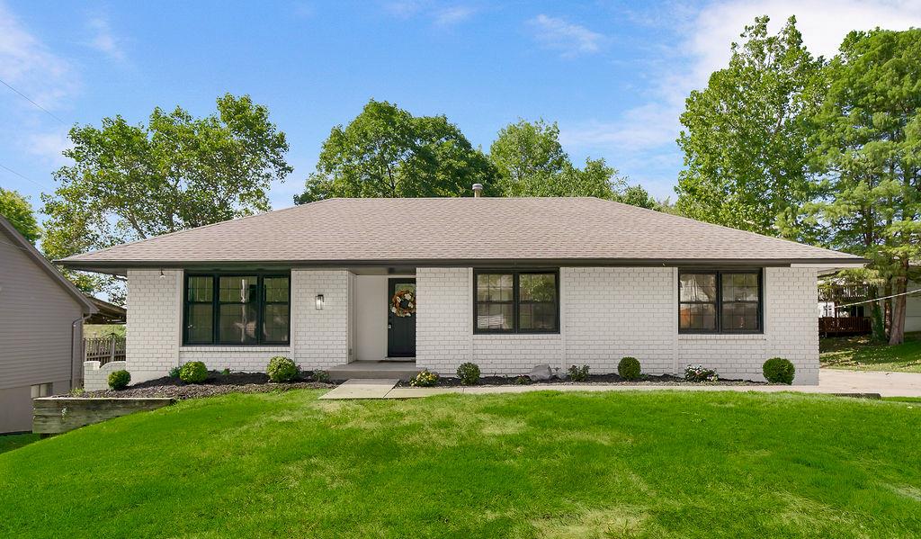Photo of 5908 NW Harris Drive