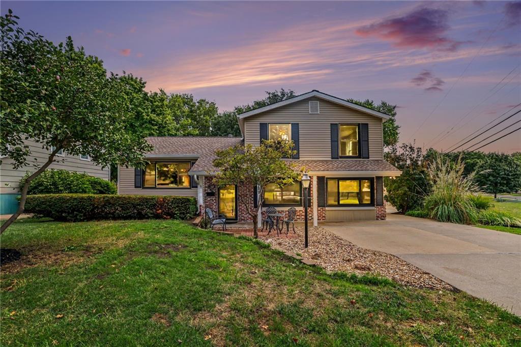 Photo of 9029 Grandview Drive