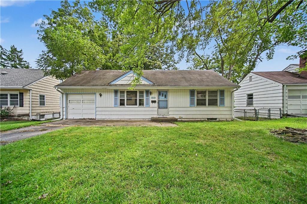 Photo of 5733 Dearborn Street