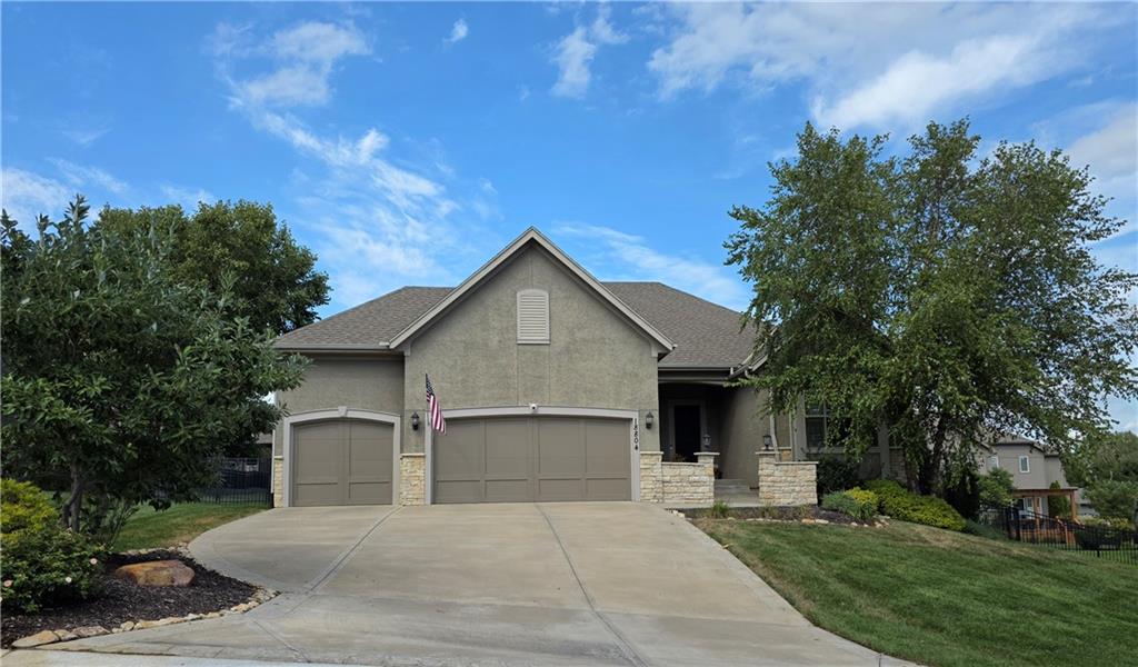 Photo 2 of 18804 99th Street