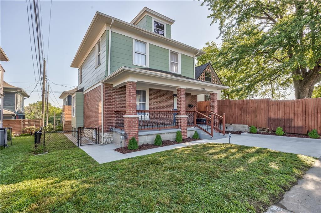 Photo 2 of 2606 Smart Avenue