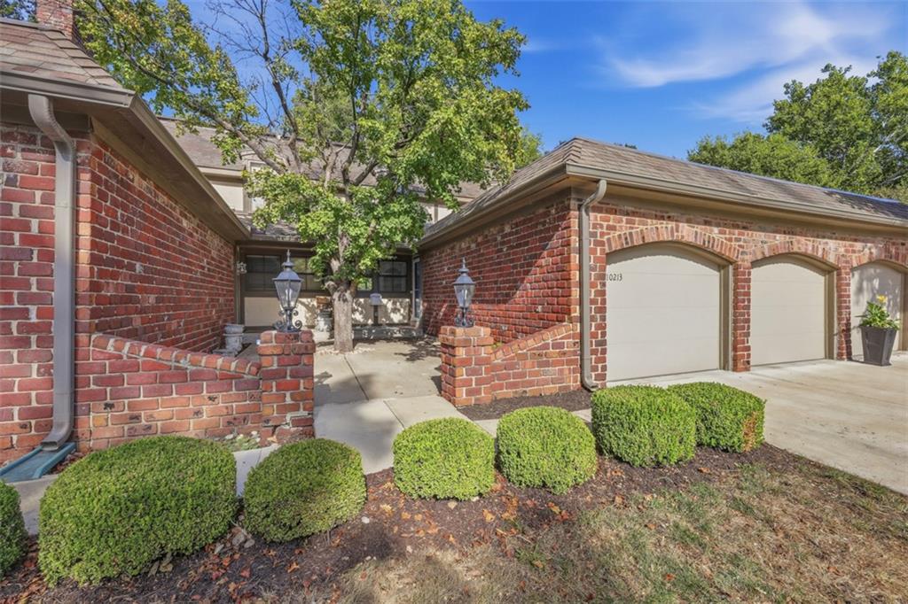 Photo of 10213 Foster Street