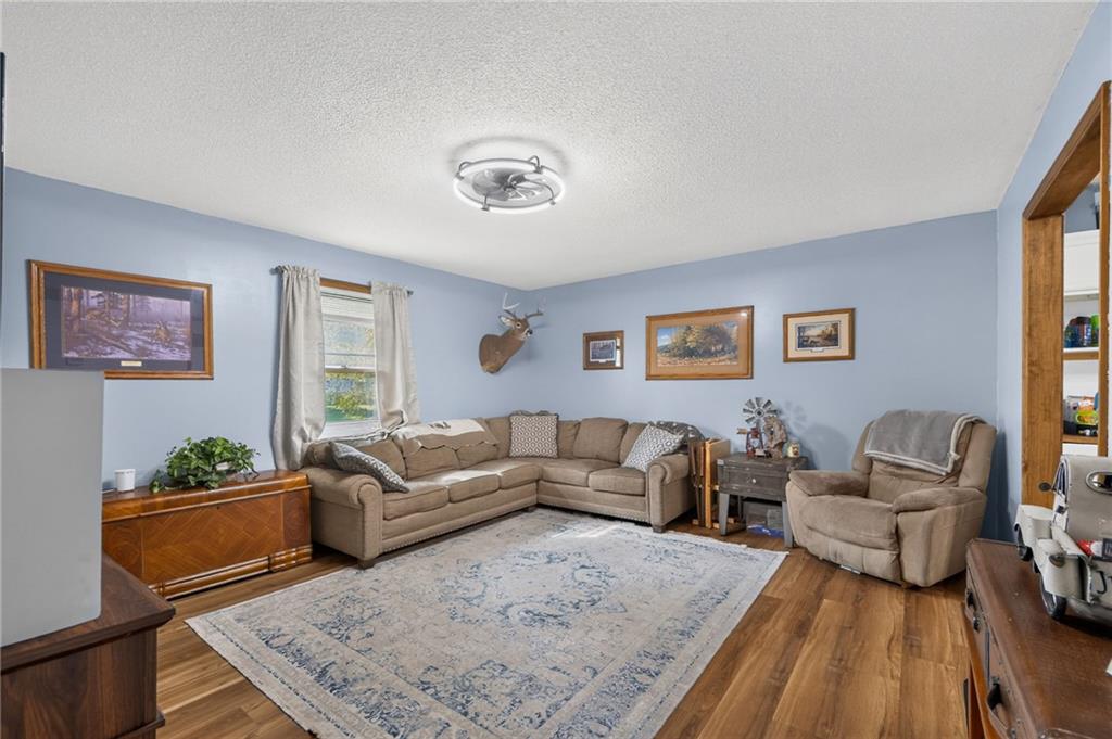 Photo 6 of 619 Maple Street